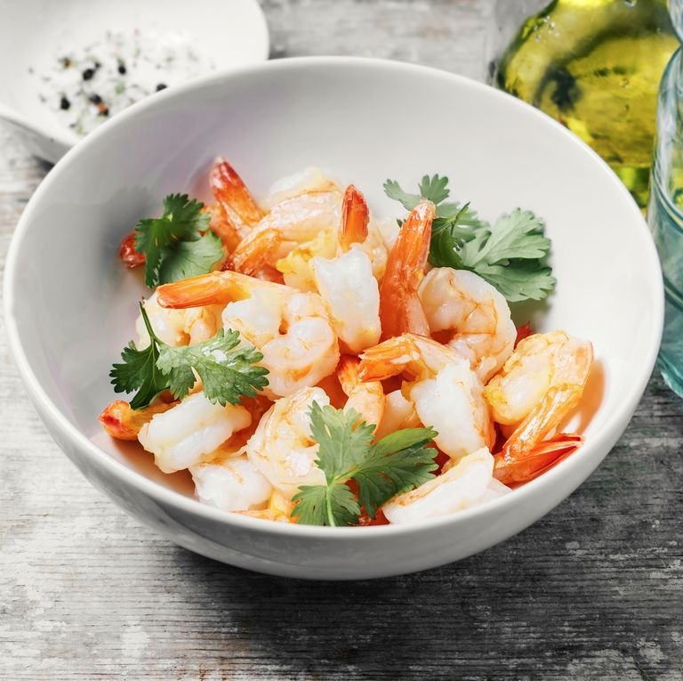 Tôm luộc - Eat Clean ngày 3