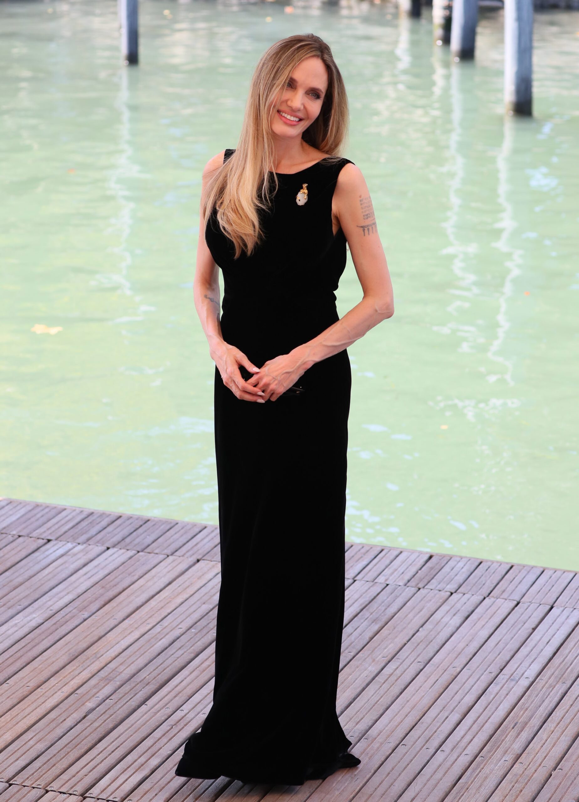 trang sức angelina jolie cartier
