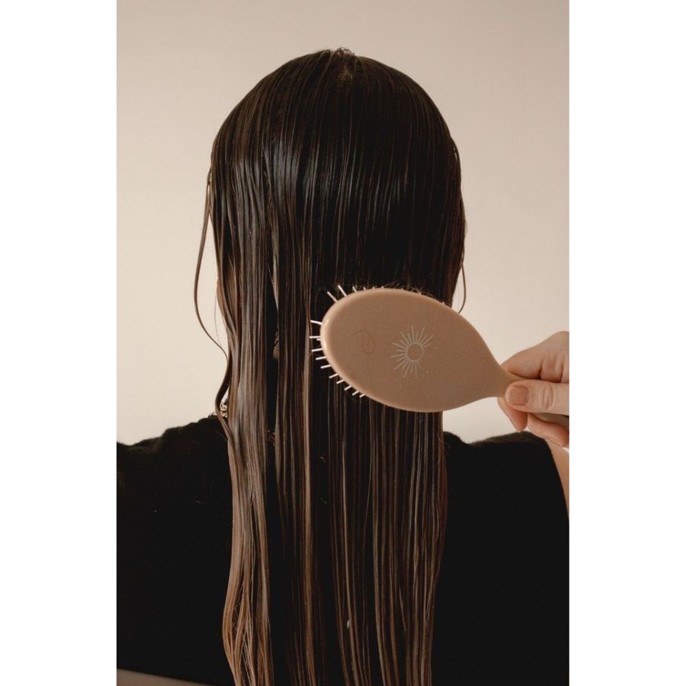 Chải mái tóc mượt - hương thảo