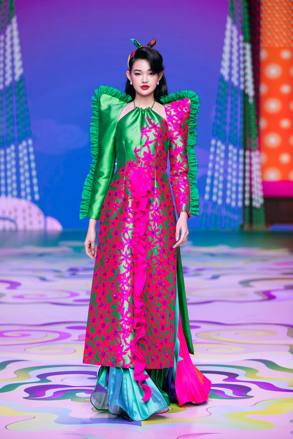 áo dài Thuỷ Nguyễn