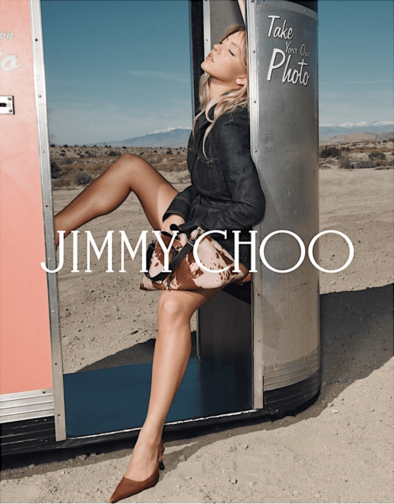 sydney sweeny diện bản phối thời trang jimmy choo