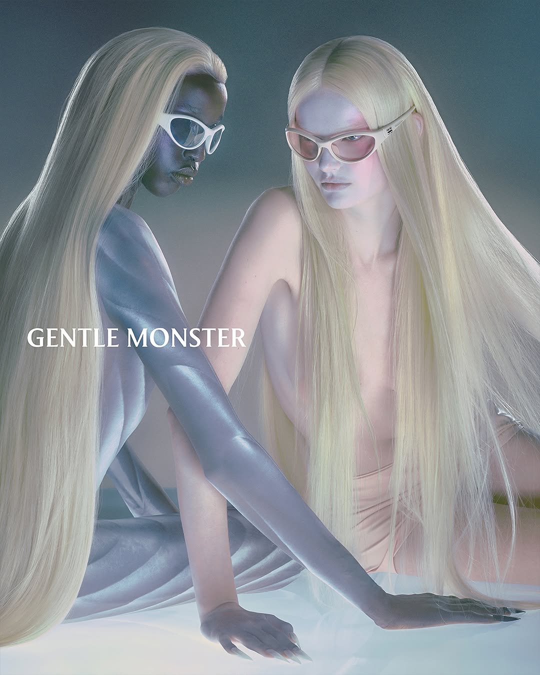 Elizaveta Porodina diện thời trang Gentle Monster