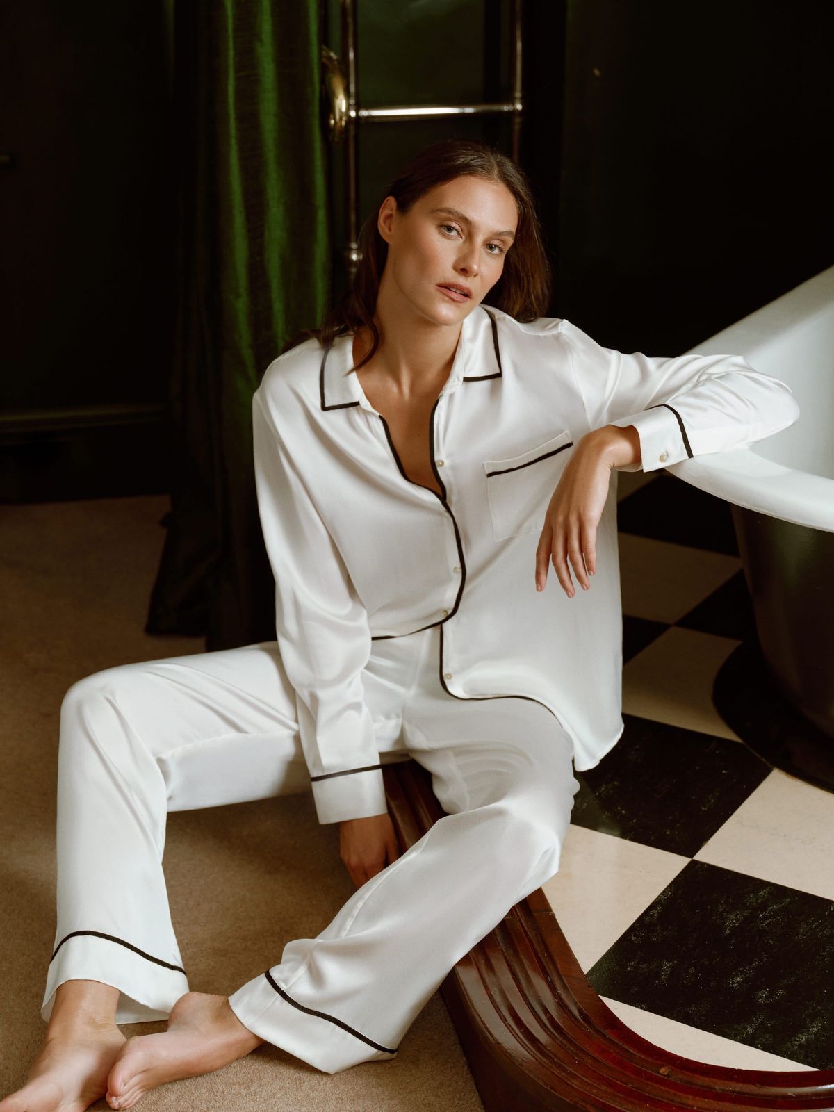 thiết kế pyjamas satin