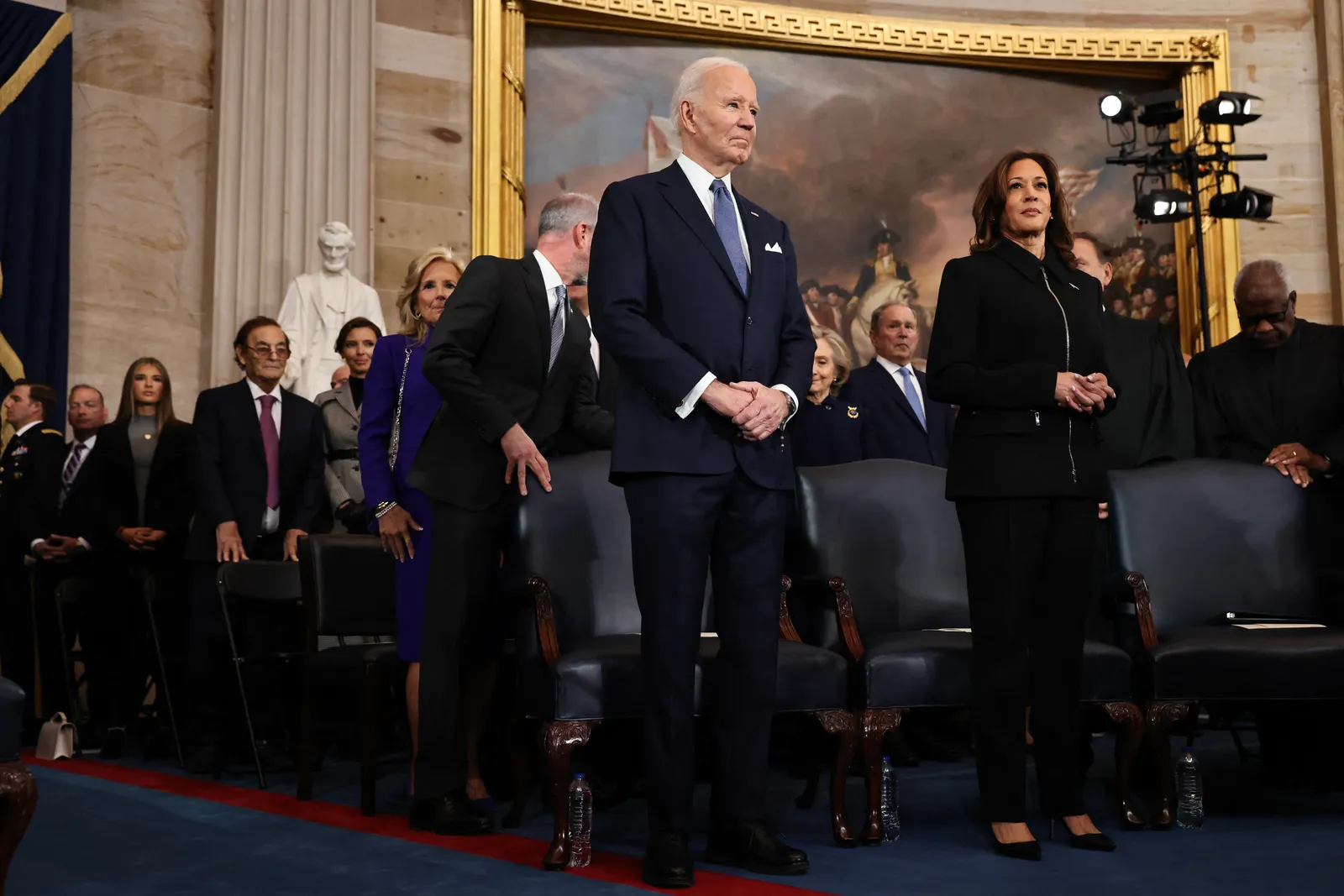 Cựu Tổng thống Biden và và phó tổng thóng Kamila Harris Melania Trump