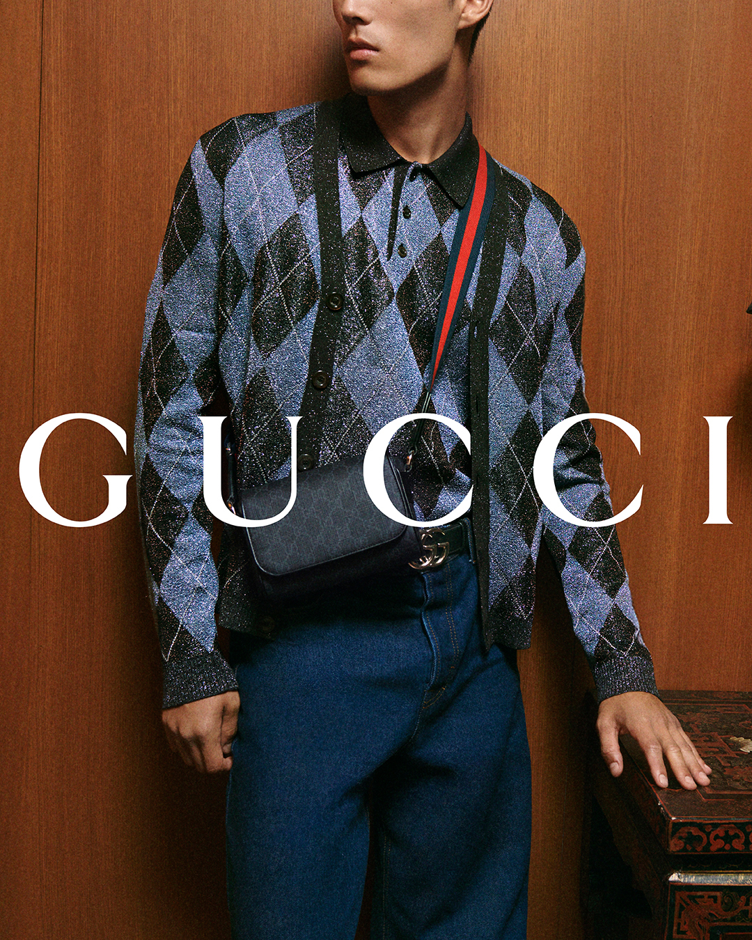 cardigan xanh nguyên đán Gucci