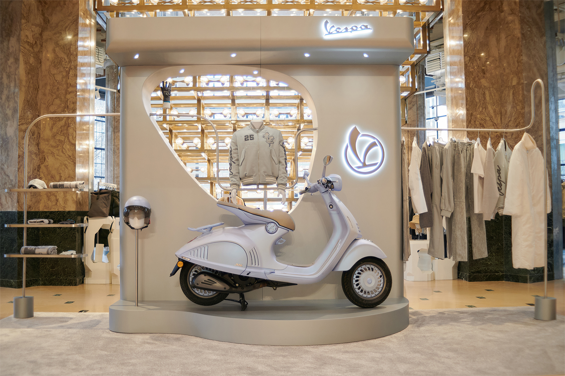 ra mắt xe Vespa 946 snake năm 2025