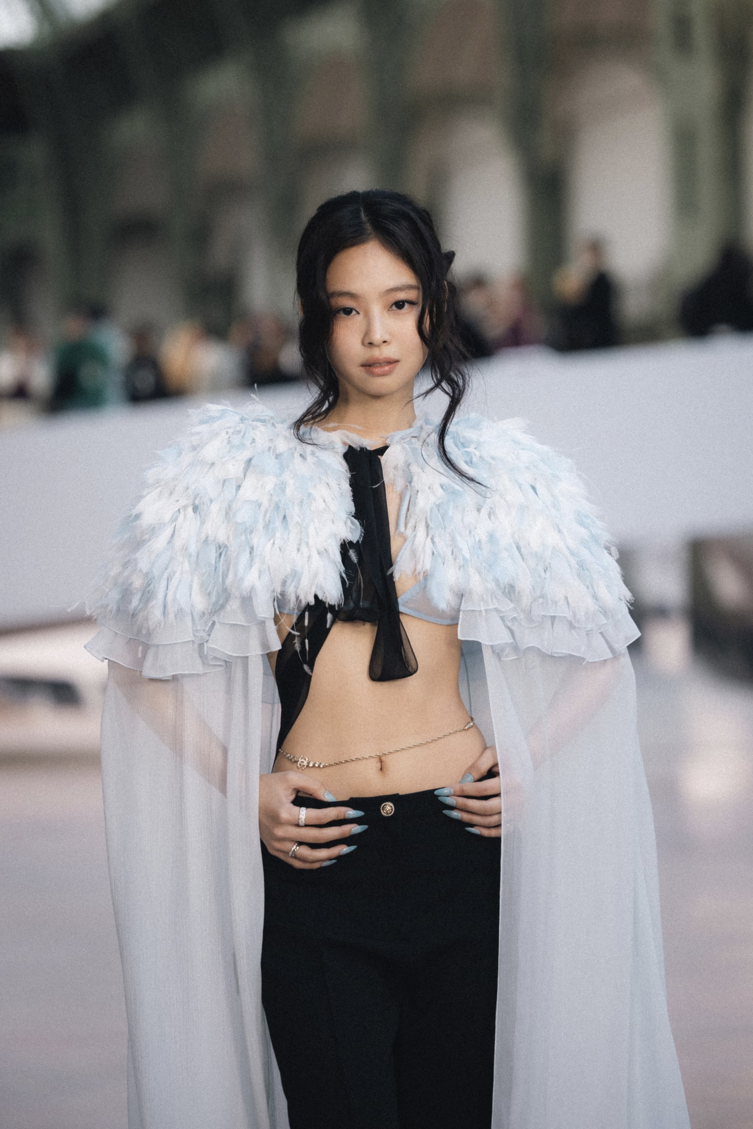 Jennie diện thiết kế Chanel Haute Couture