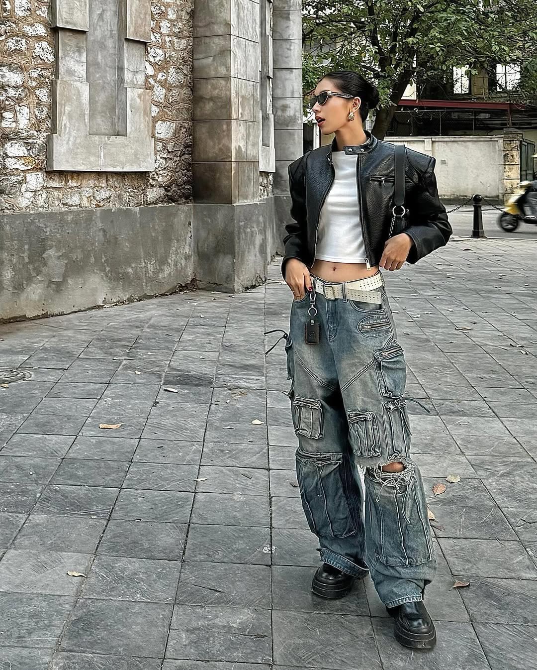 đồng ánh quỳnh diện quần jean washed 