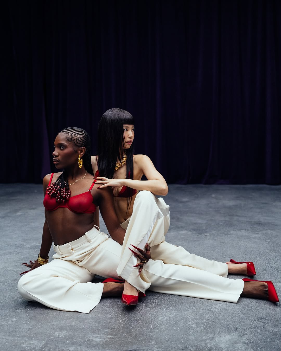 thời trang MV Jennie và Doechii