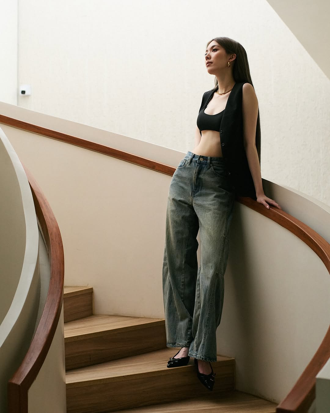 lingorm diện áo croptop