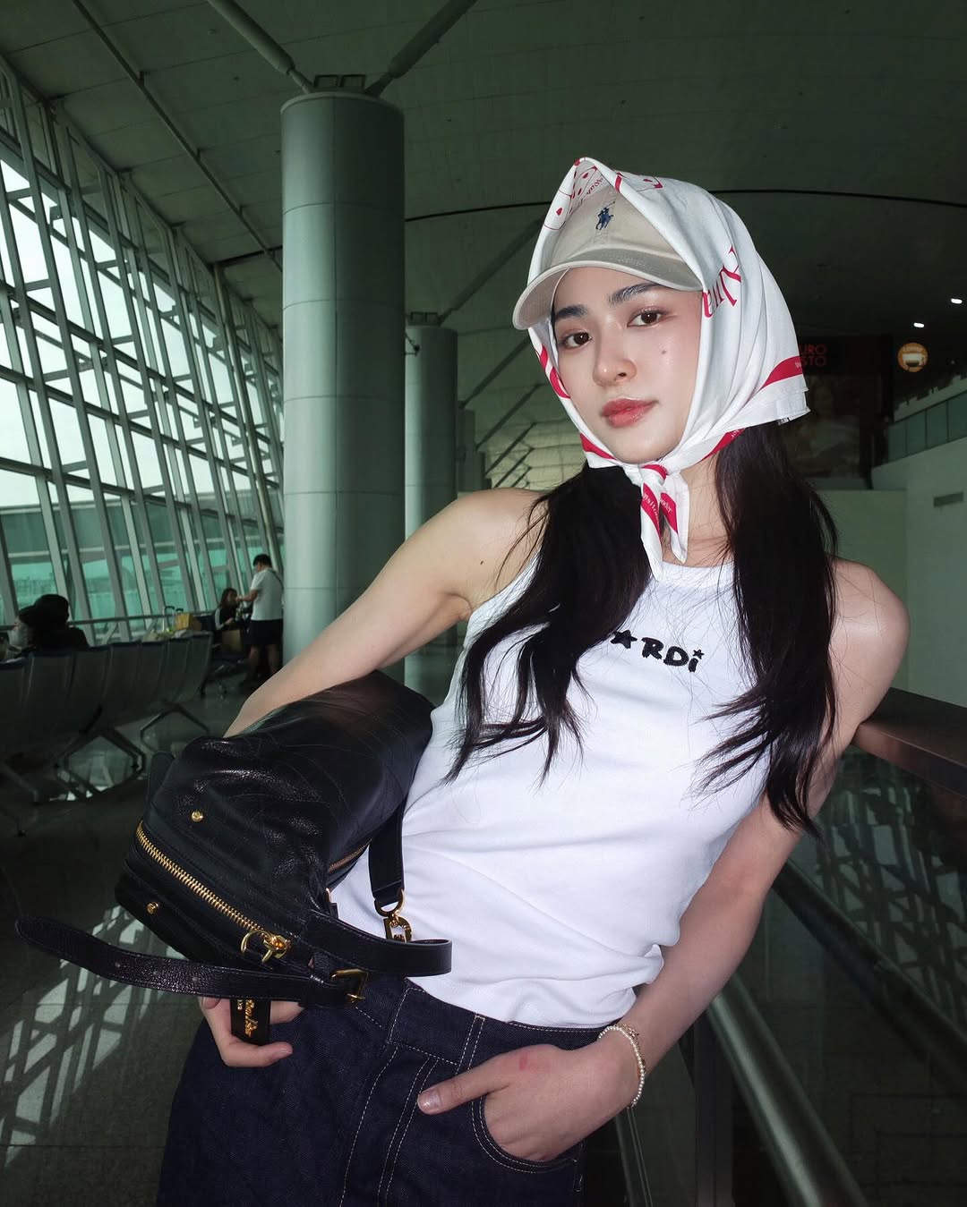 lingorm lingling kwong diện khăn turban