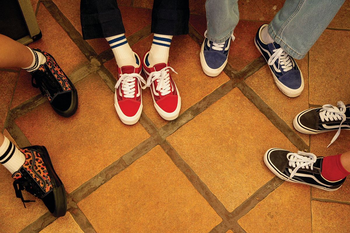 giày ứng dụng Vans Old Skool