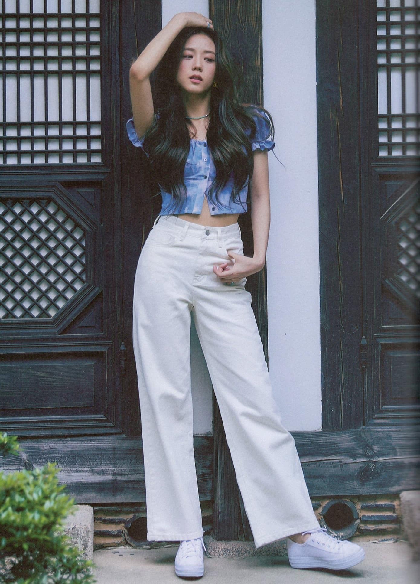 quần trắng ống rộng jisoo 