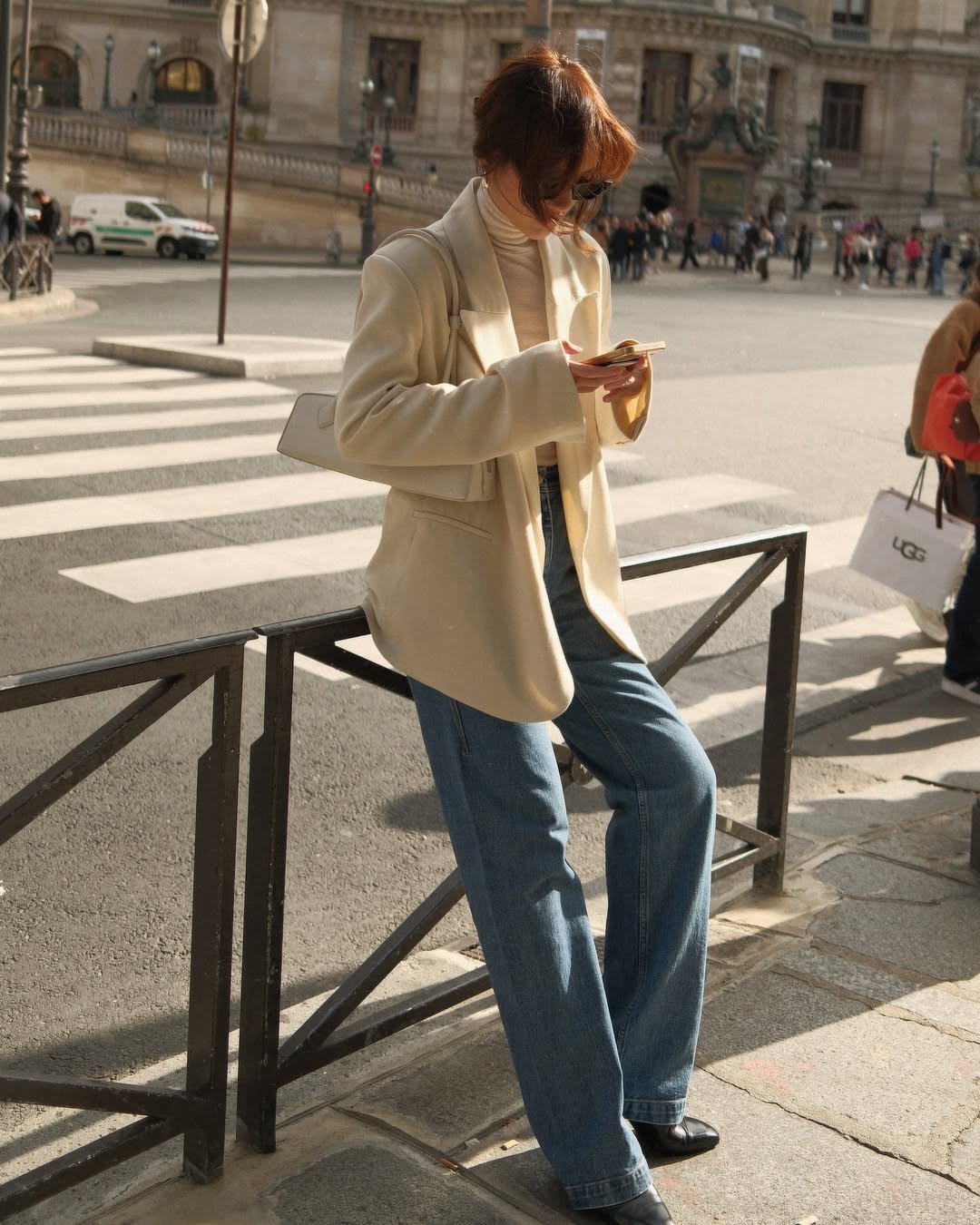 áo dài phối với quần jeans dịp tết thanh minh