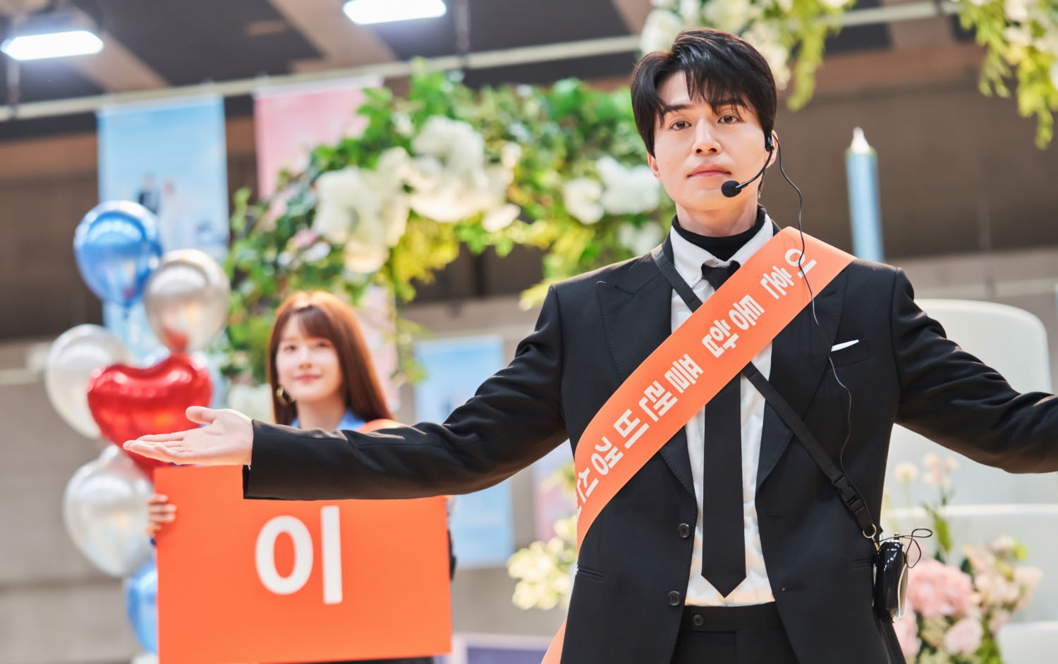 lee dong wook trong phim tình cảm lãng mạn mới