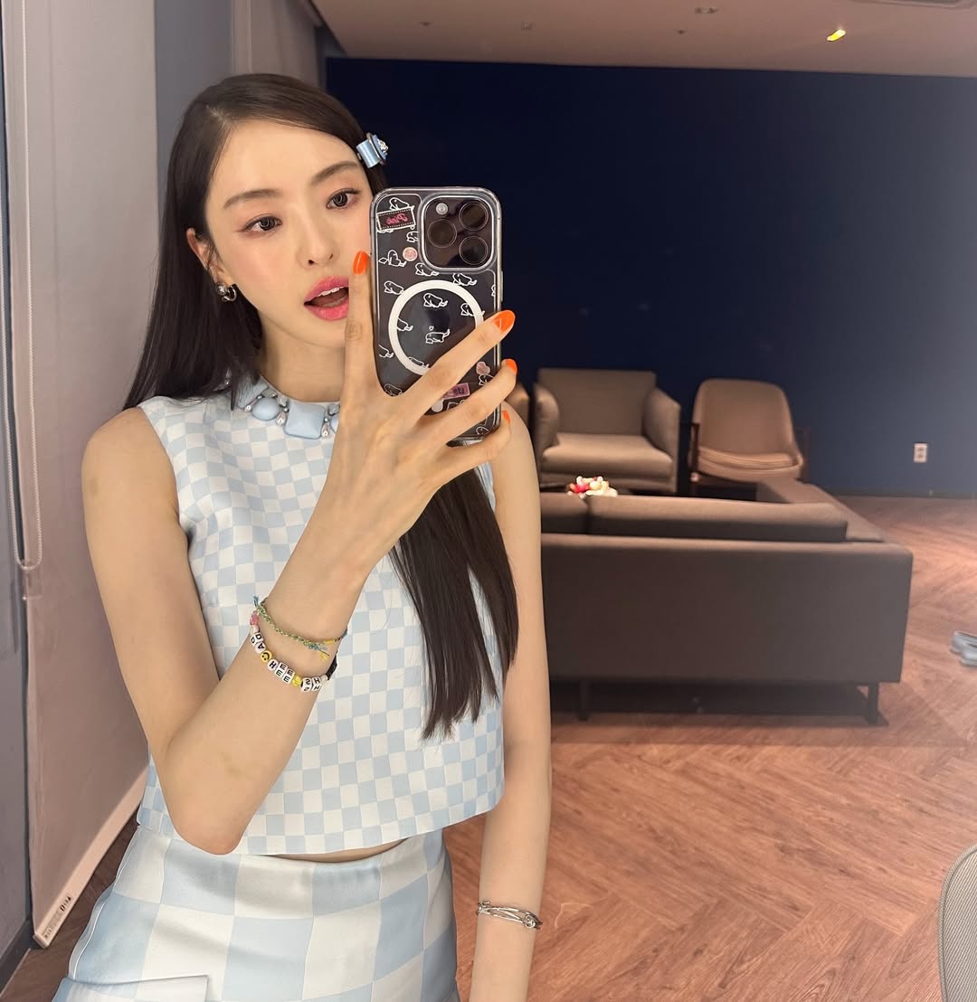 tiểu thư trưởng thành lee da hee trong bảo hiểm ly hôn