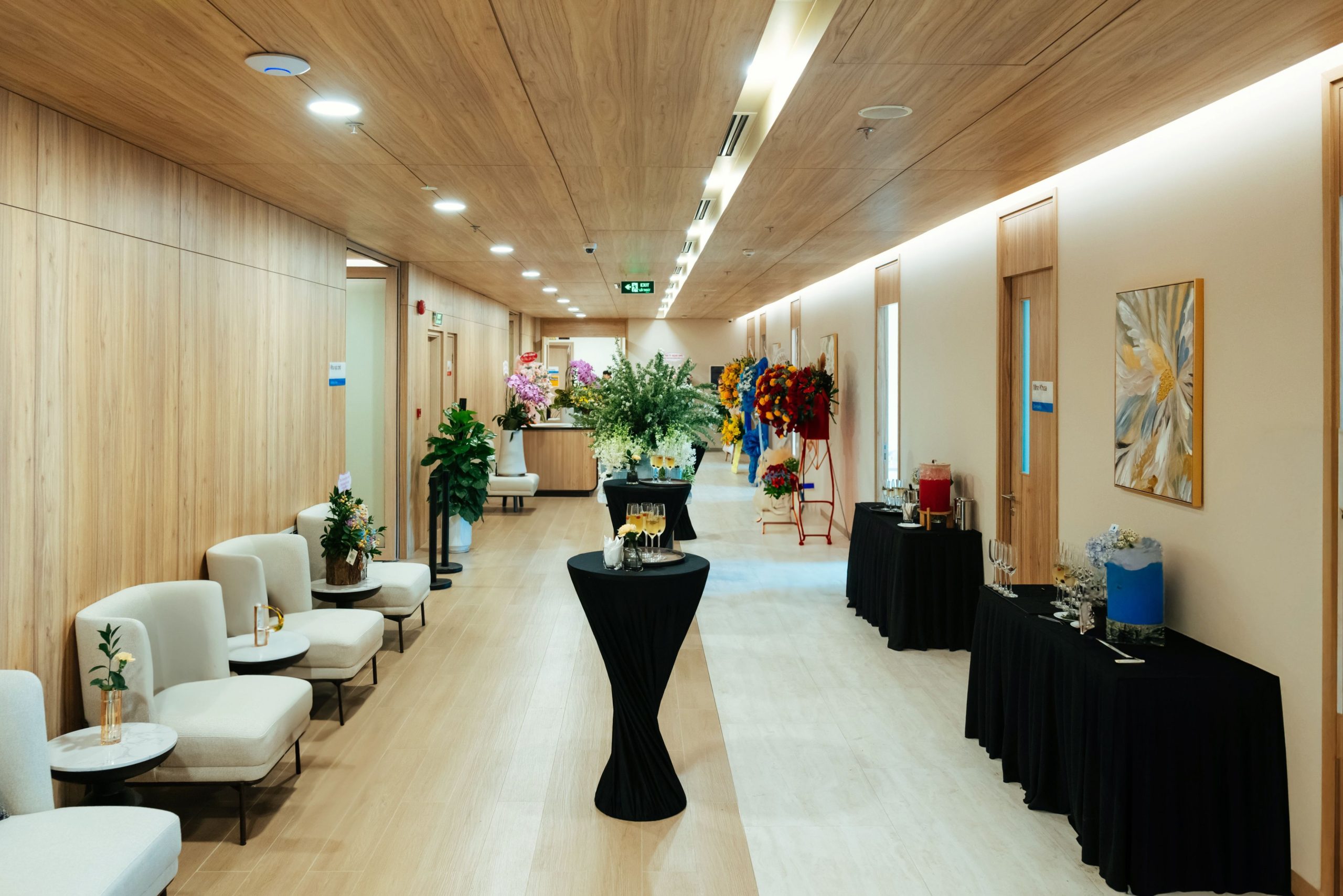Hình ảnh sảnh chờ BeWell Clinic.