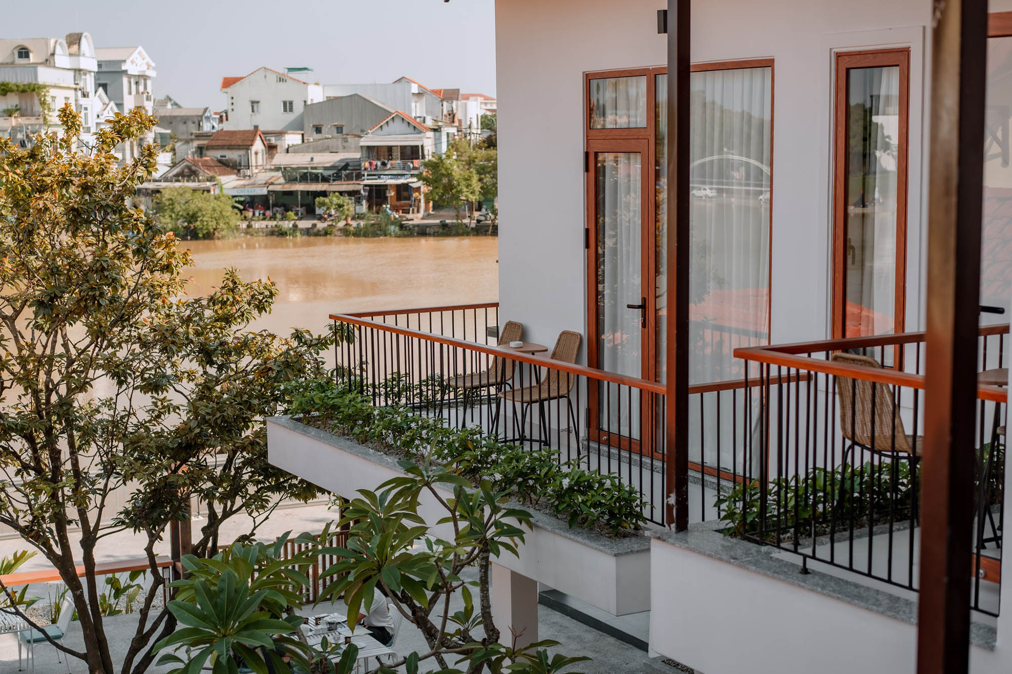 hue riverside villa homestay sang trọng ở huế