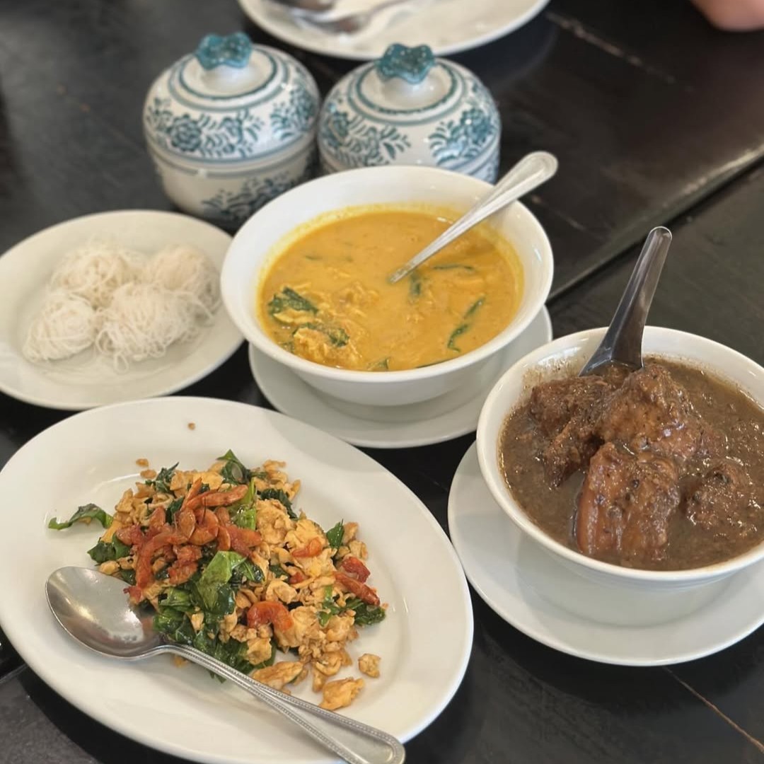 Món cà ri nước cốt dừa yêu thích của nhà hàng One Chun tại Phuket