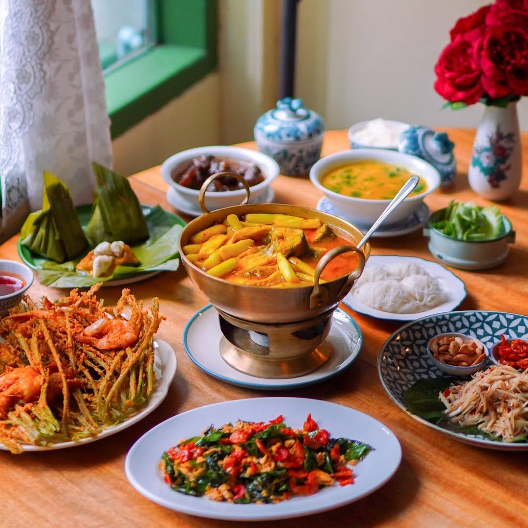 Những món ăn đậm đà bản sắc miền Nam Thái Lan tại nhà hàng Chom Chan Phuket