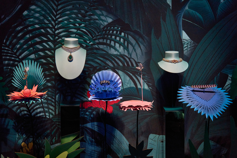 không gian trưng bày trang sức Van Cleef & Arpels