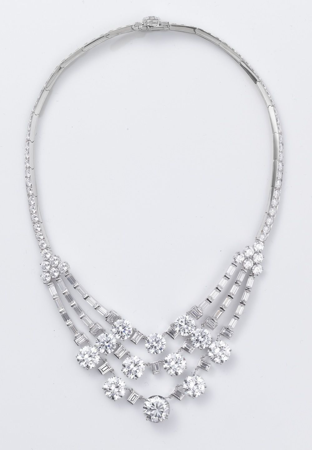 dây chuyền Cartier  trong phim