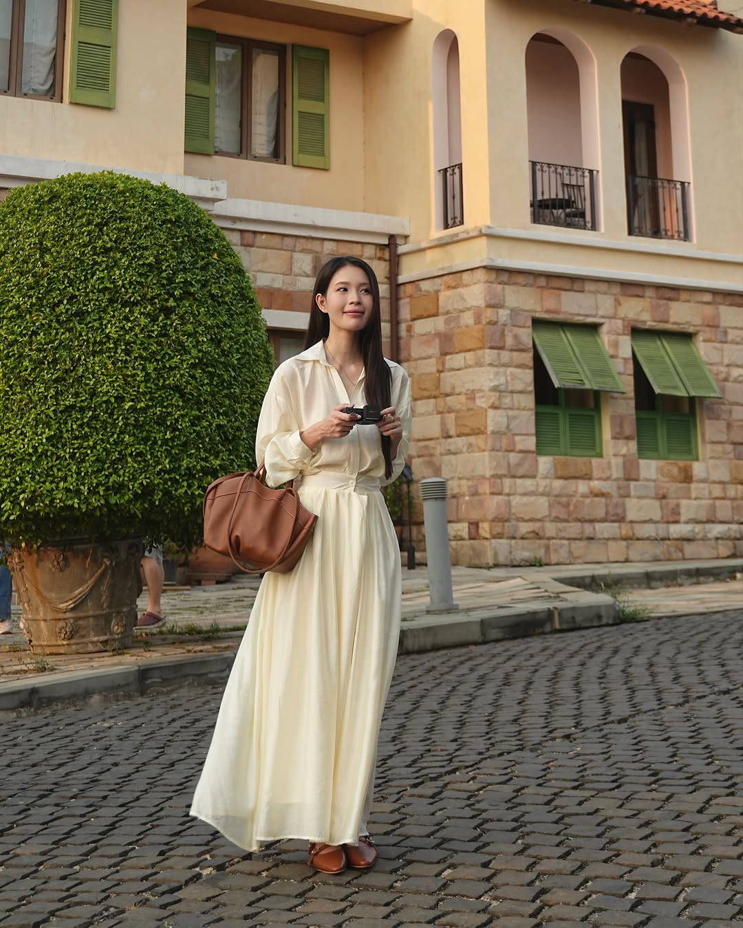 đầm dự tiệc cưới mùa xuân