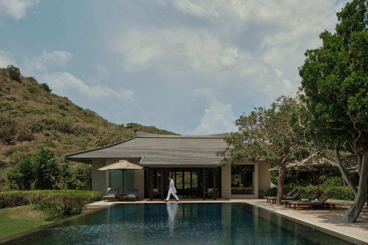 Không gian xanh và hồ bơi tại Resort Amanoi Ninh Thuận