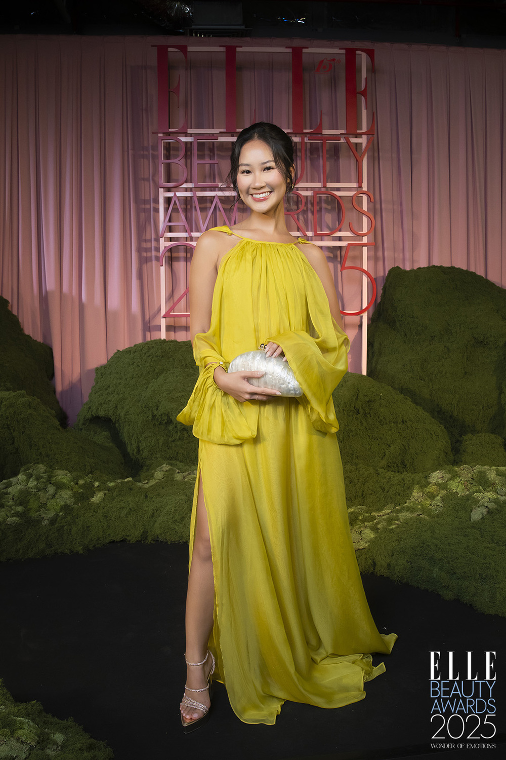 Sabrina tại thảm đỏ elle beauty awards 2025