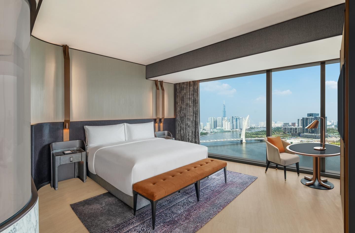 phòng nghỉ view đẹp hilton saigon