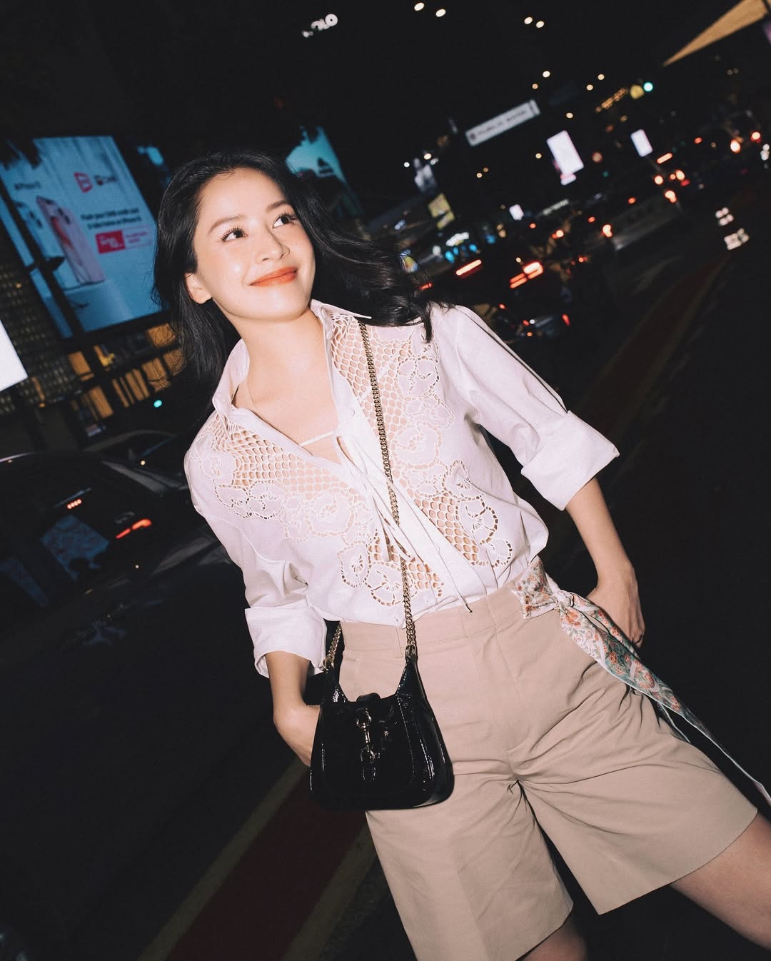 Chi Pu mặc đồ nội y