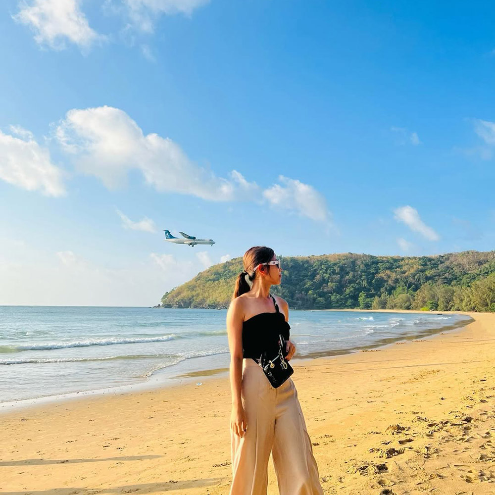 checkin với máy bay ở bãi đầm trầu côn đảo