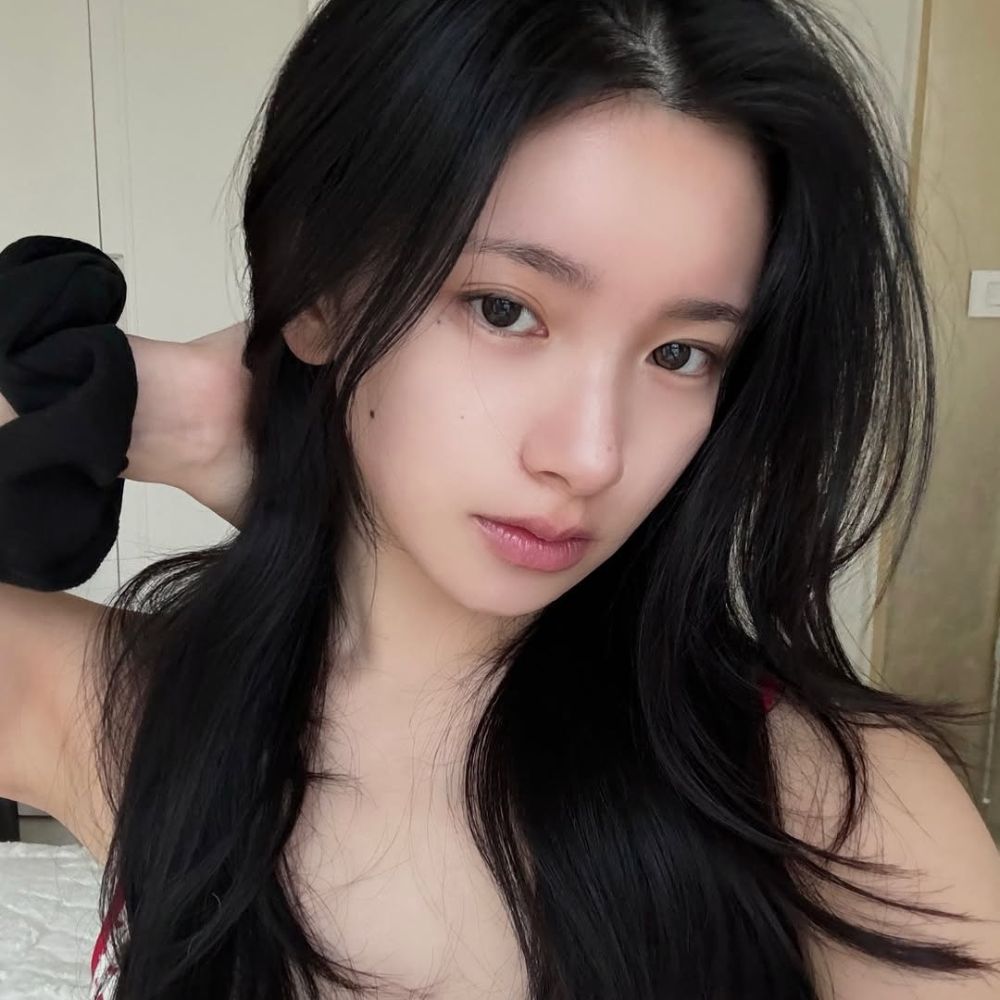 Người mẫu Hàn da trắng sáng