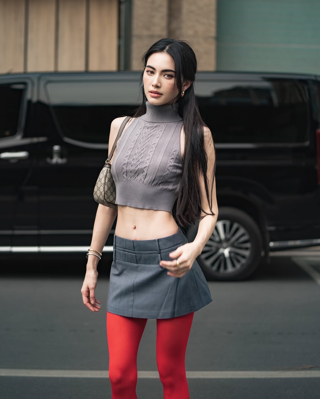 Mai Davika vớ nôi bật