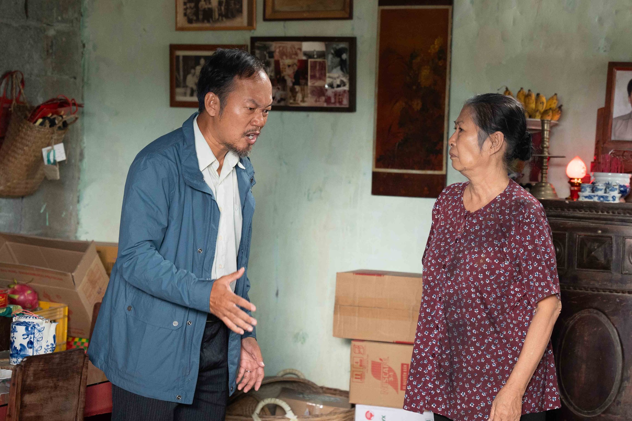 Diễn viên Long Đẹp Trai và Kim Phương trong Lật Mặt 8