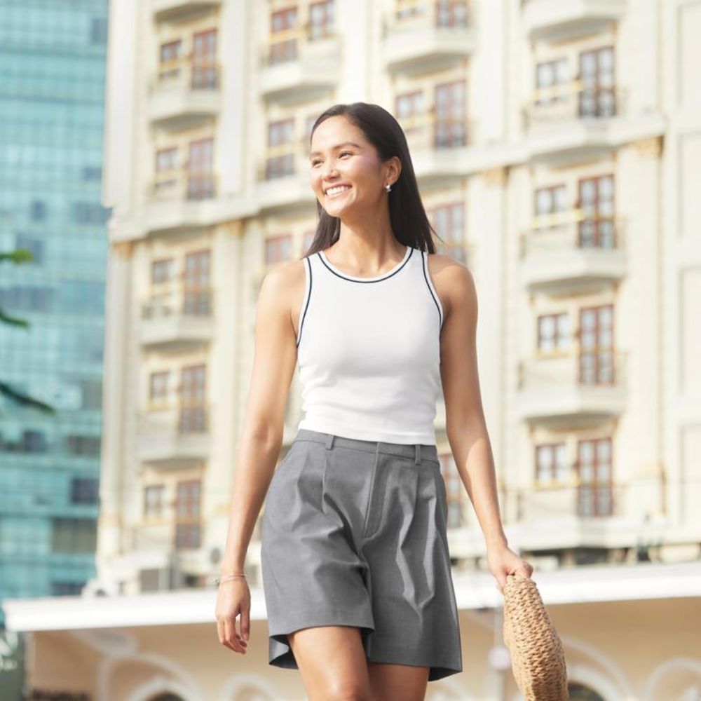 áo bra uniqlo phối short 