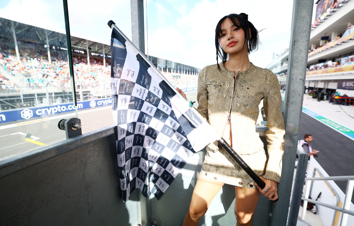 lisa blackpink tại F1 Grand Prix Miami 2024 