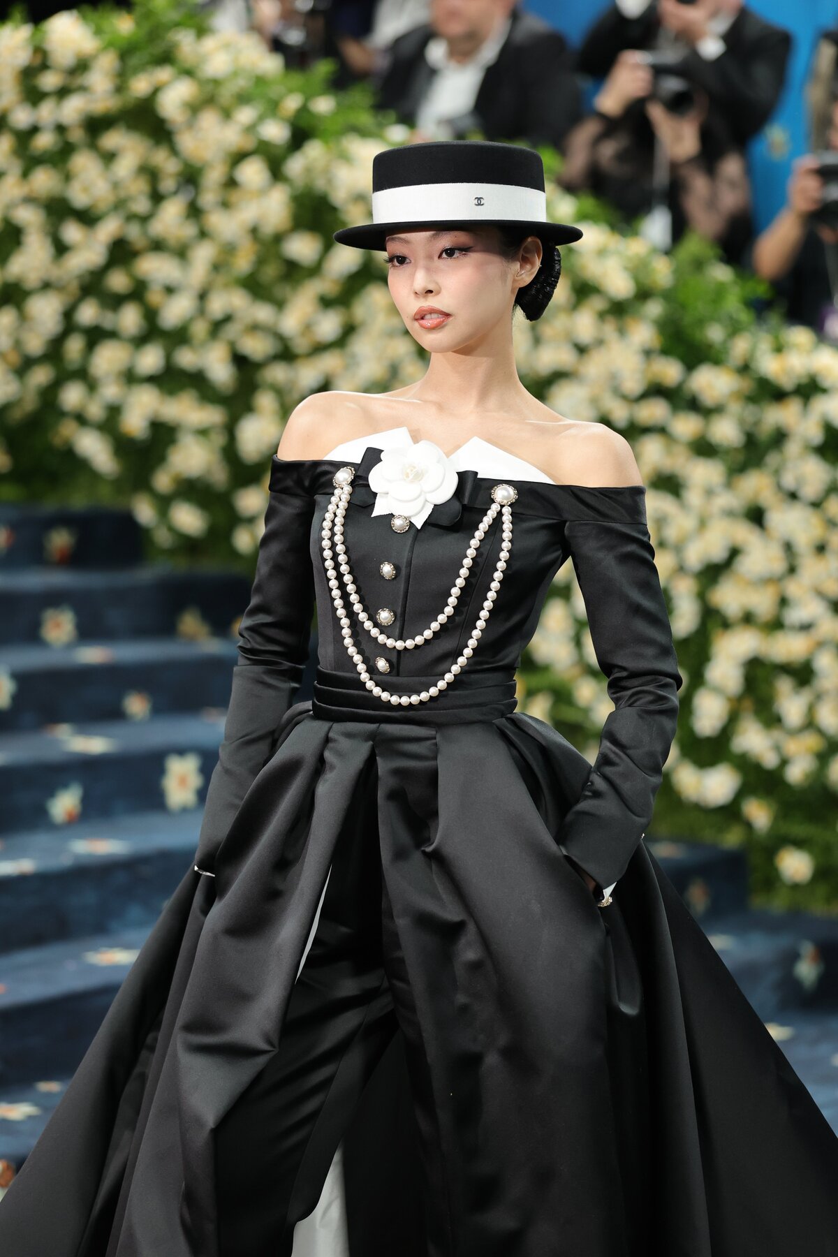 thời trang jennie tại met gala 2025