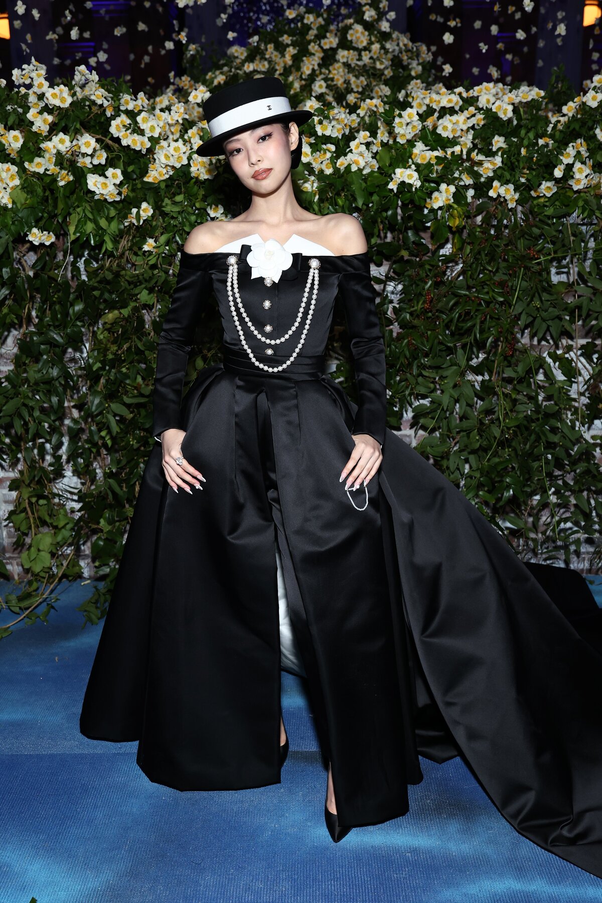 jennie tại met gala 2025