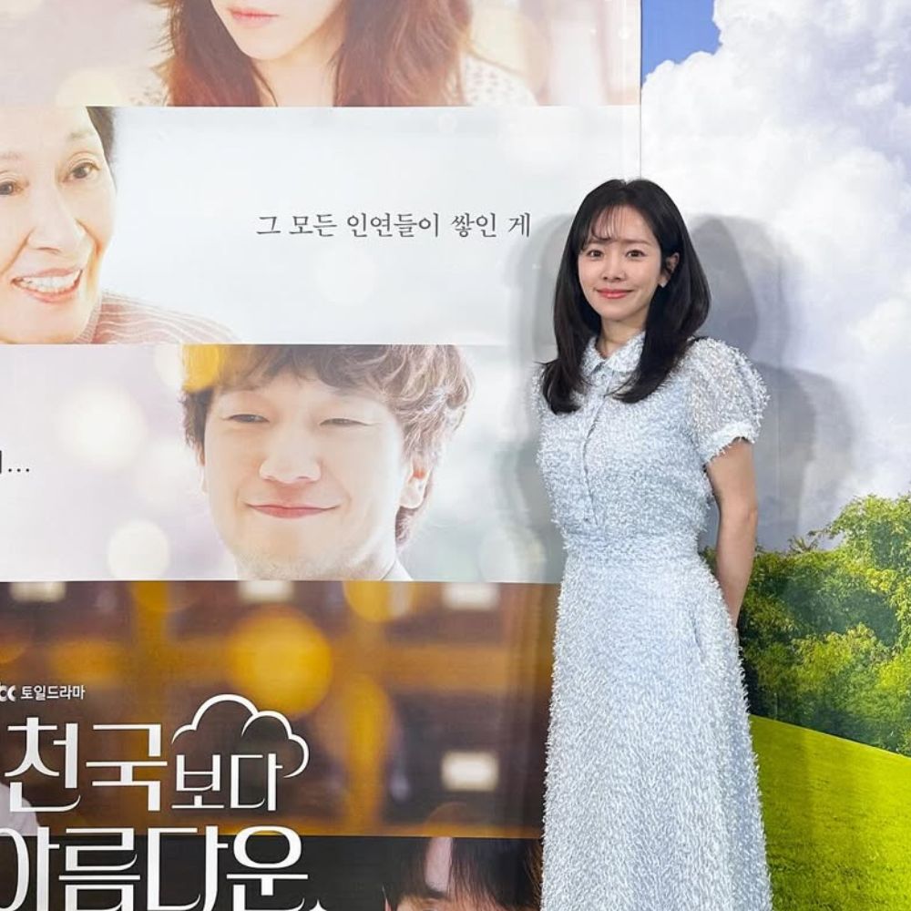 Han Ji Min xuất hiện trẻ trung trong buổi họp báo phim