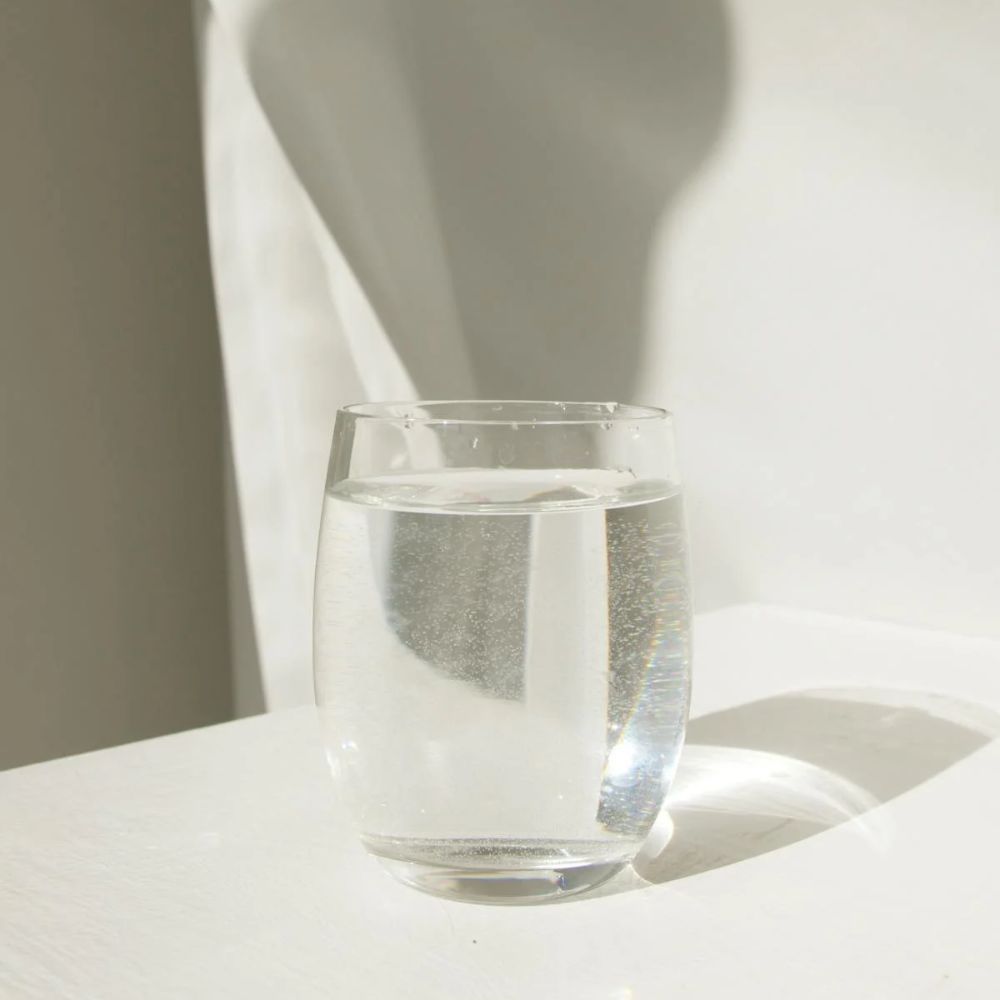 Nước ấm với bột sắn dây là công thức đơn giản tại nhà
