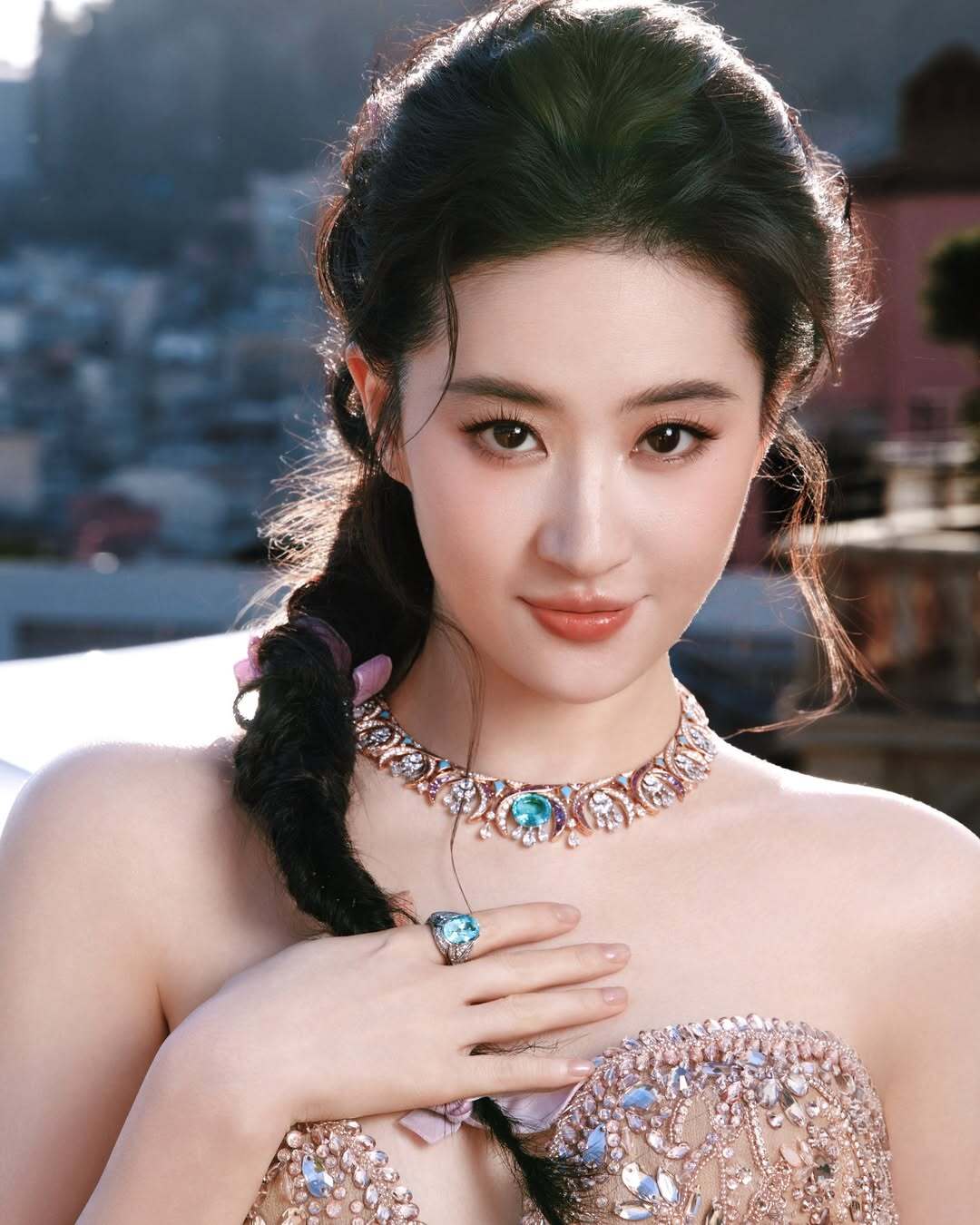 Lưu diệc phi cùng Lisa tham dự sự kiện Bvlgari