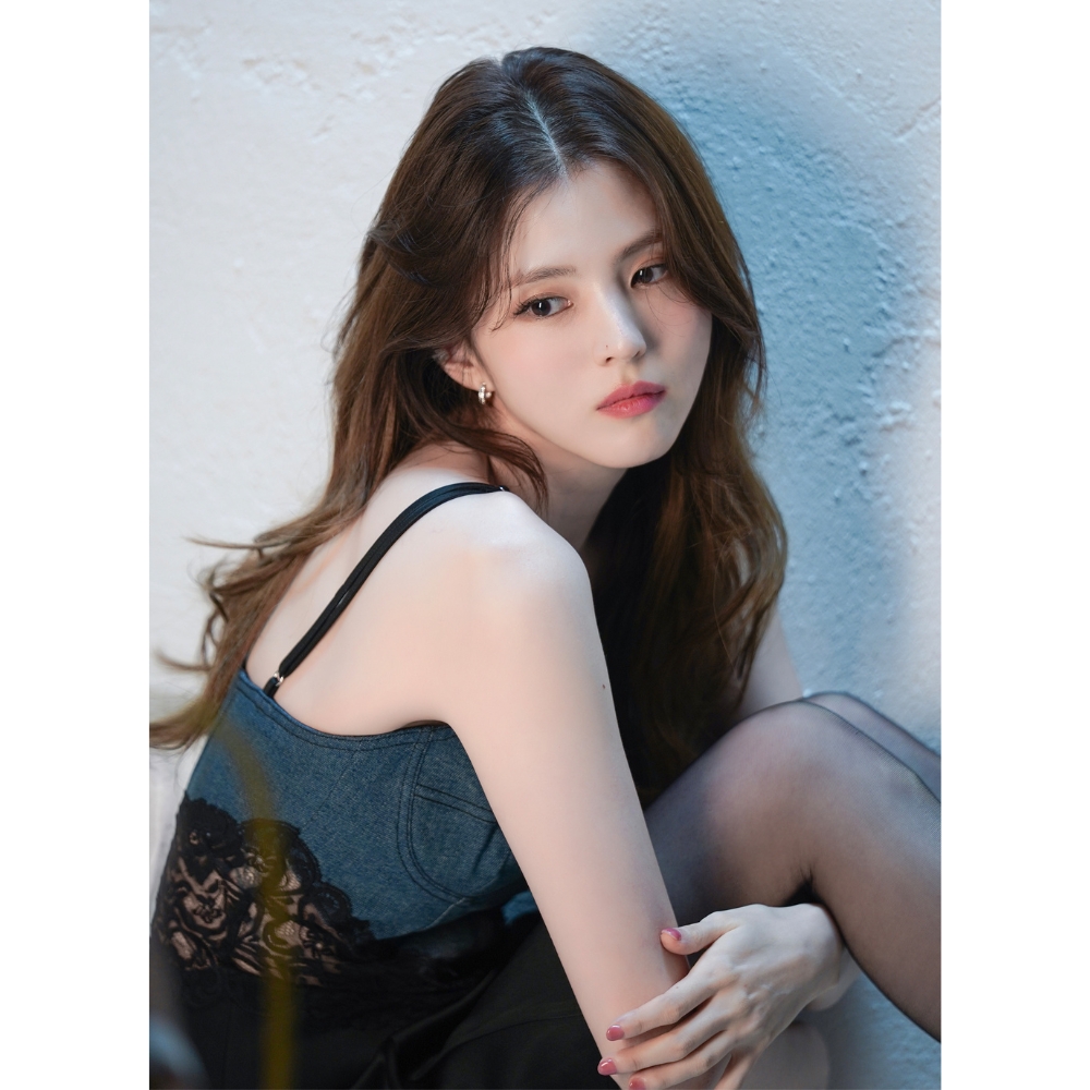 Diễn viên Hàn Quốc sở hữu làn da trắng nổi bật.
