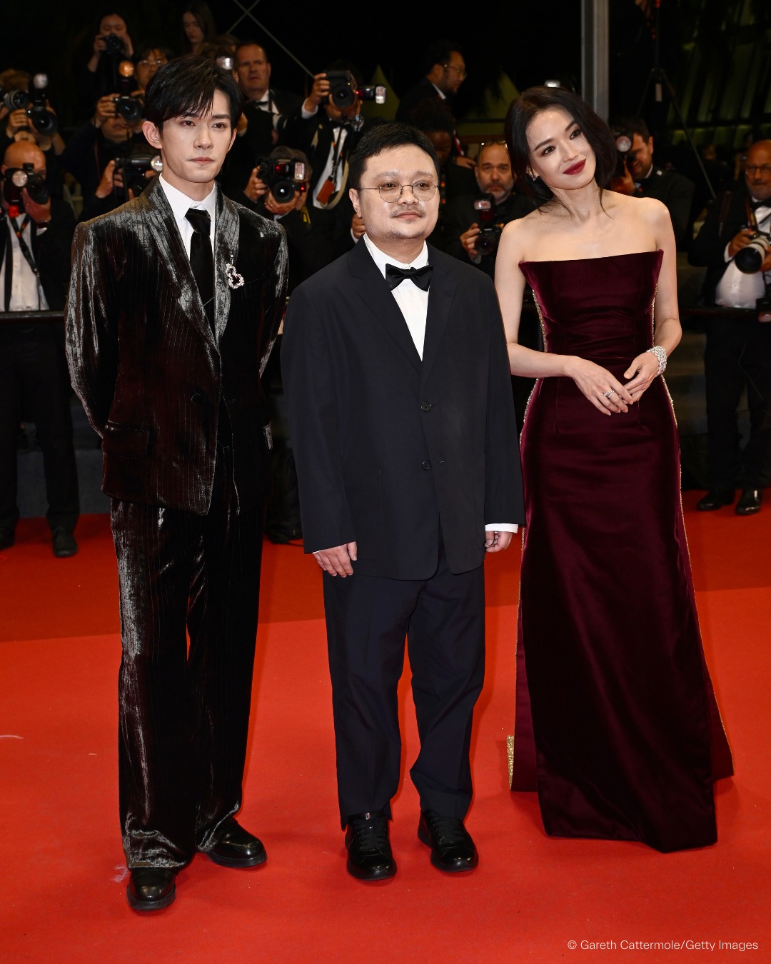 Thư Kỳ ở thảm đỏ Cannes 2025