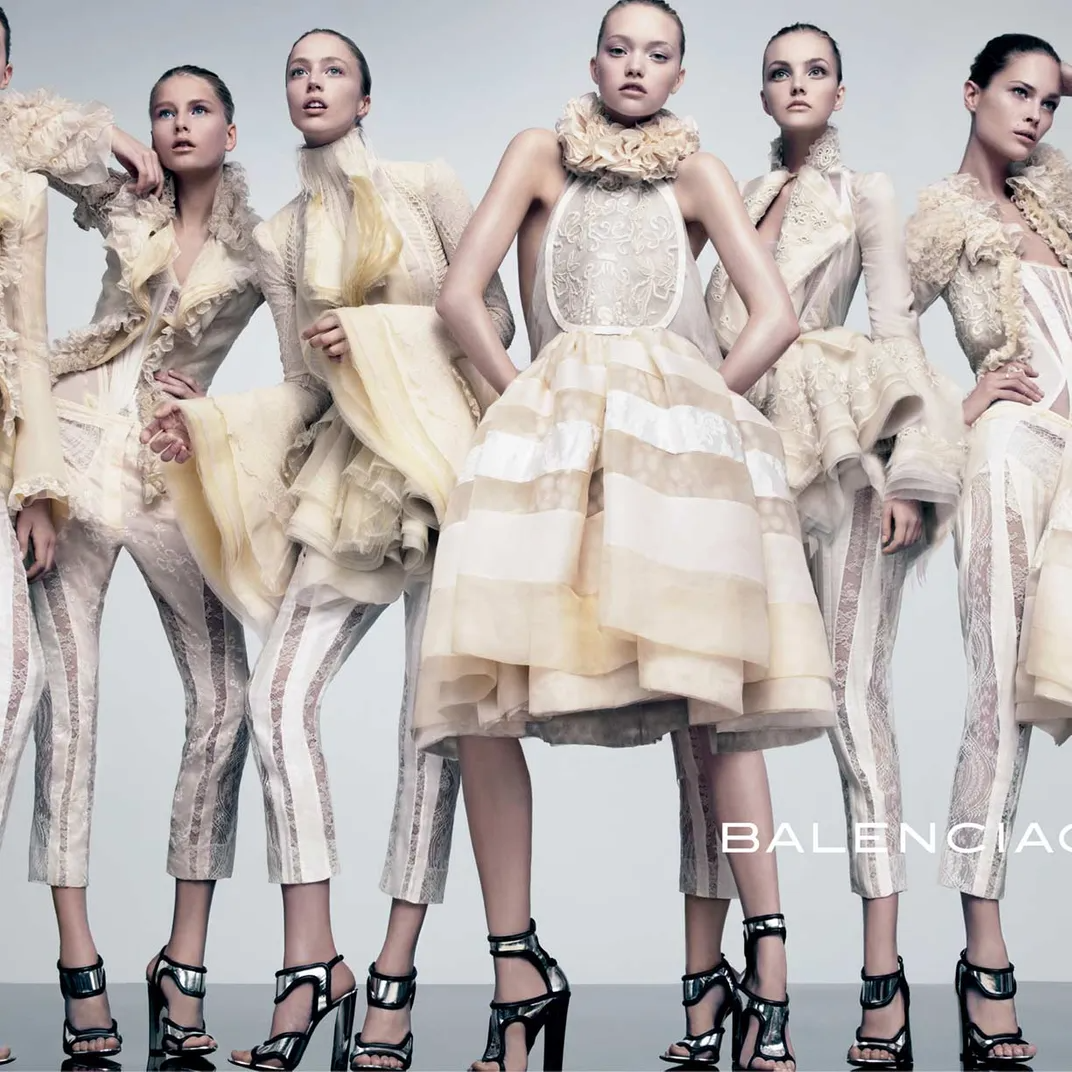 Balenciaga dưới thời Nicolas Ghesquière