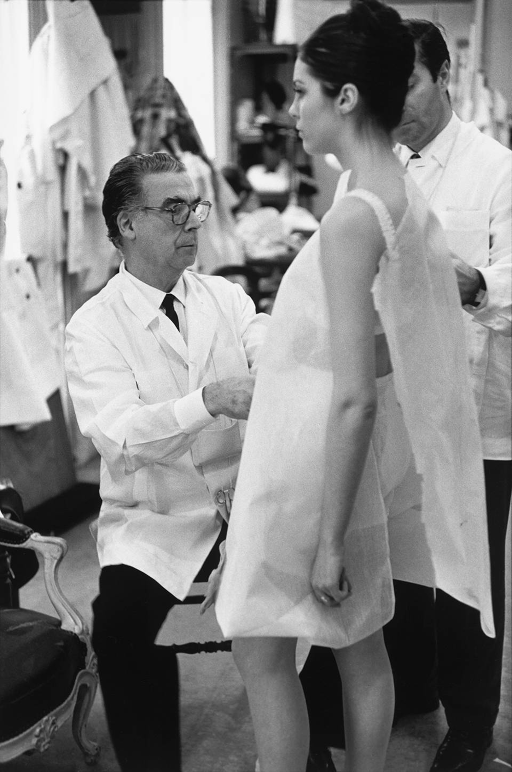 nhà thiết kế Cristóbal Balenciaga