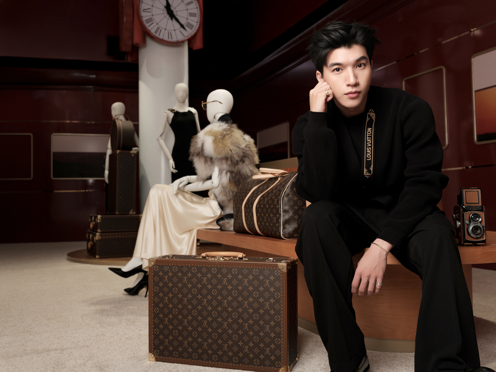 HIEUTHUHAI tại Triển lãm Savoir Rêver Louis Vuitton 