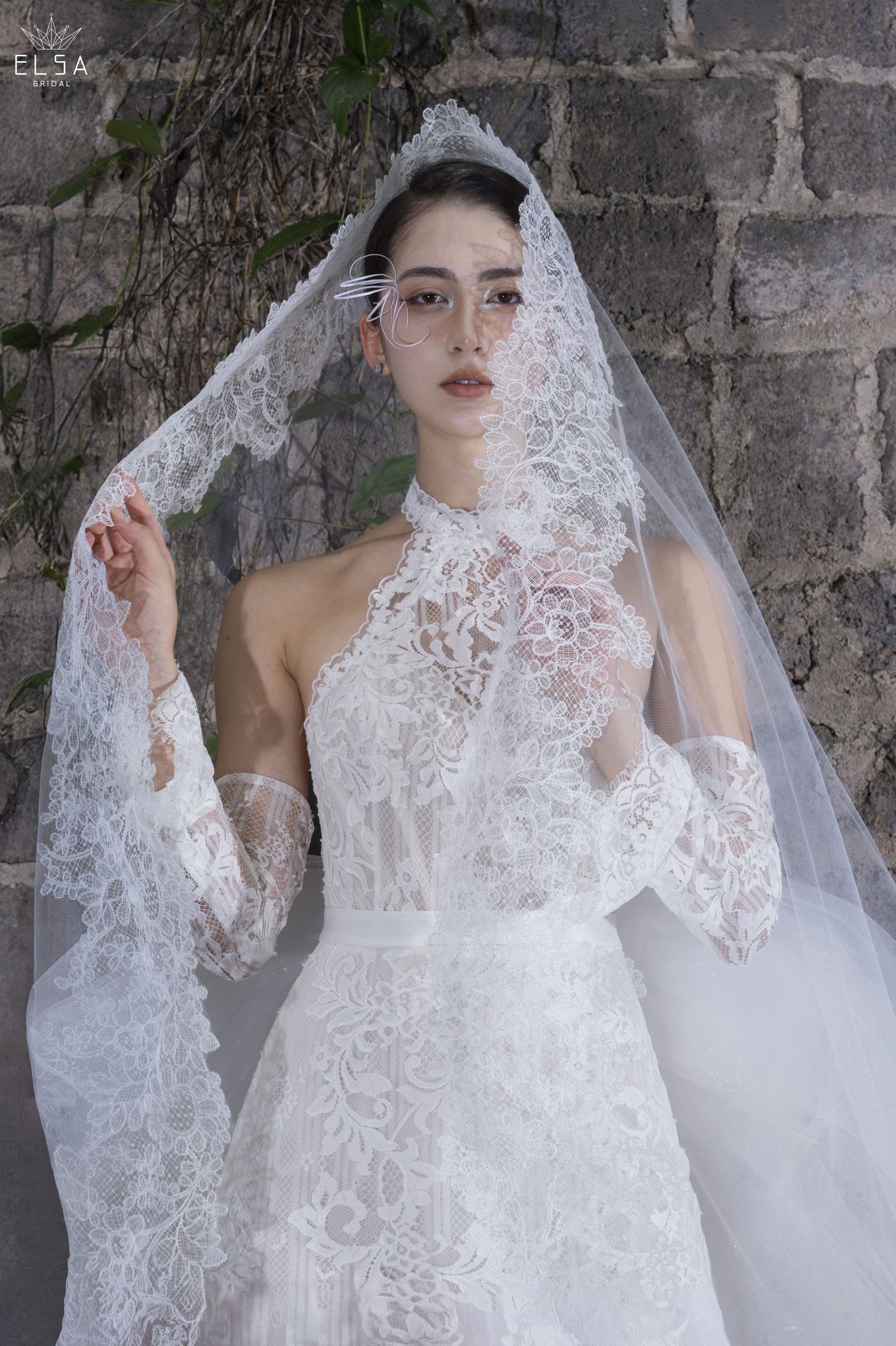 áo cưới ren Elsa Bridal