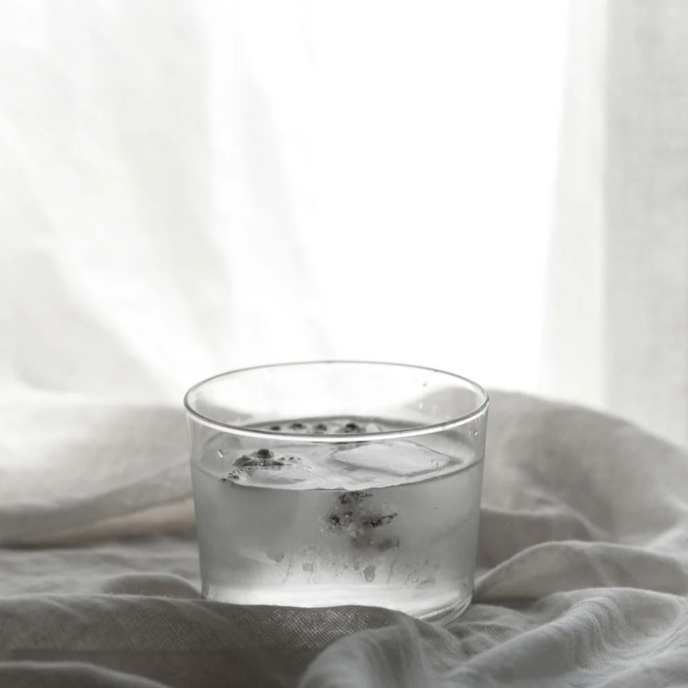 tô nước đá lạnh