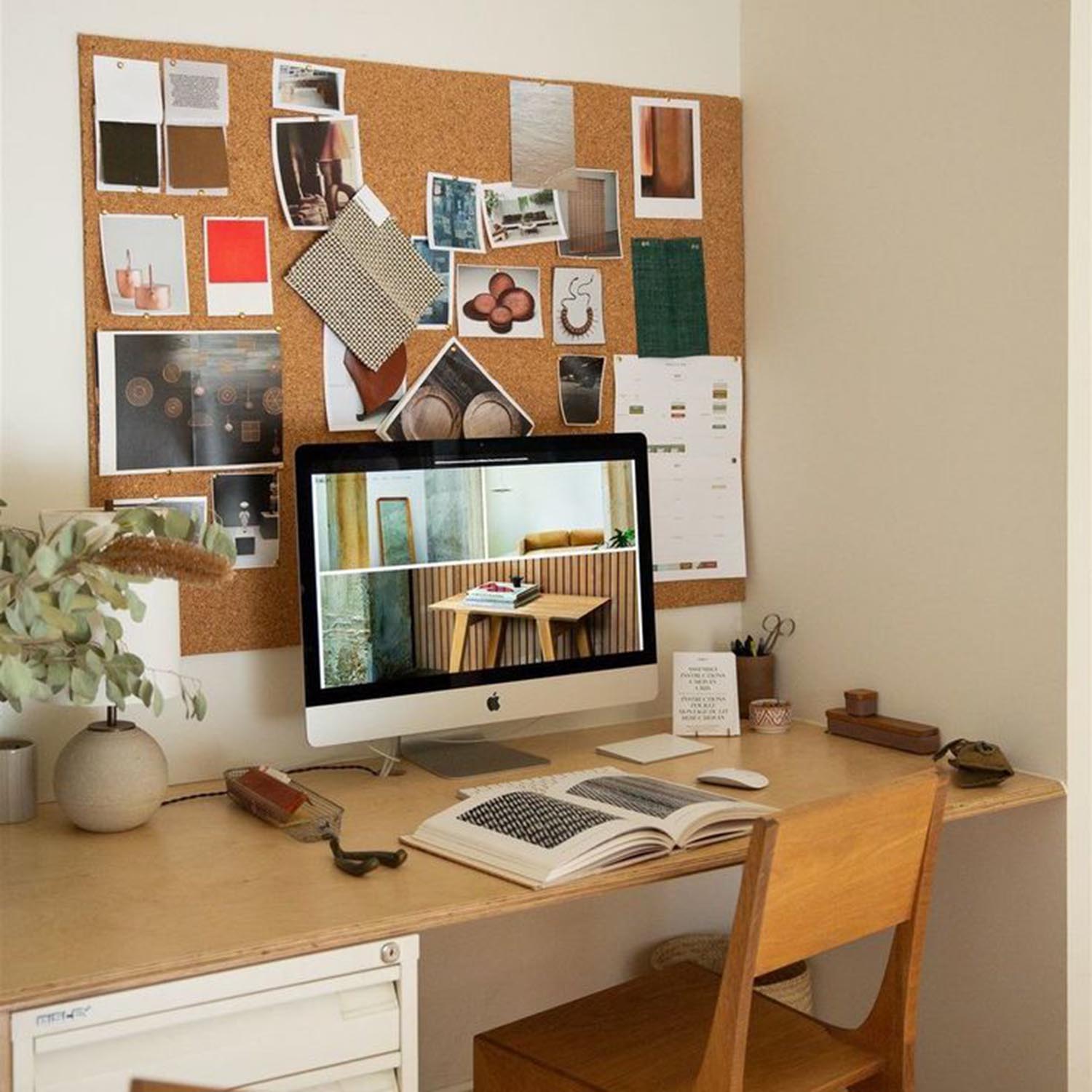 Bảng moodboard vật dụng cần thiết cho bàn làm việc văn phòng